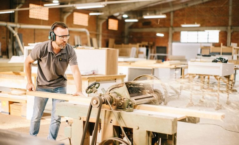 High-Paying Jobs Without a Degree in the UK