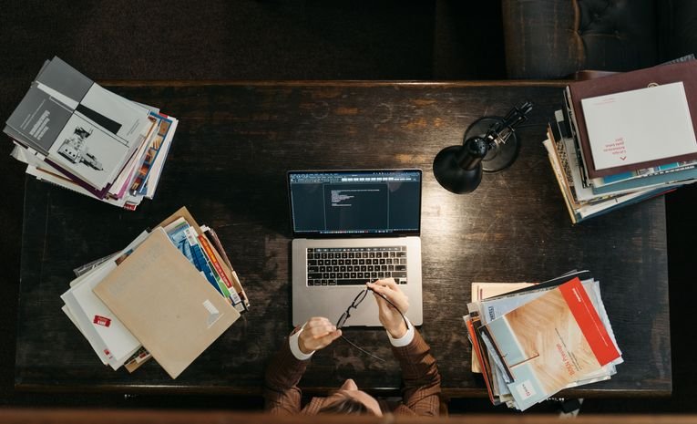 Primary vs Secondary Research: Advantages and Disadvantages